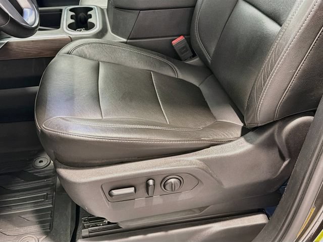 2019 GMC Sierra 1500 SLT - Photo 18