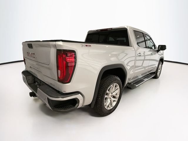 2021 GMC Sierra 1500 SLT - Photo 7