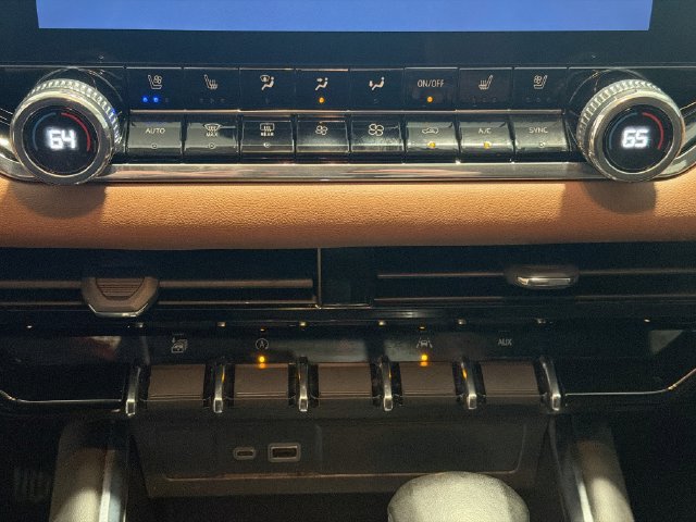 2024 GMC Canyon AT4 - Photo 15