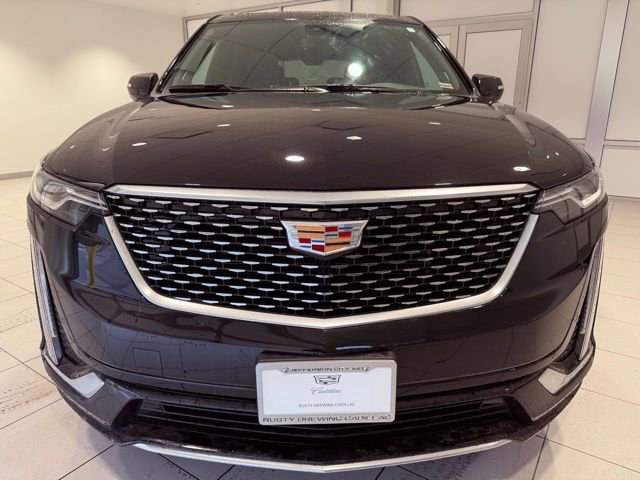 2024 Cadillac XT6 Premium Luxury photo 2