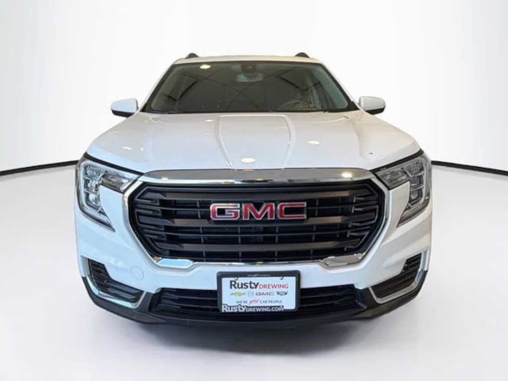 Used 2024 GMC Terrain SLE SUV
