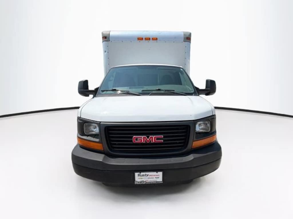 Used 2014 GMC Savana Cutaway 3500 3500 Truck