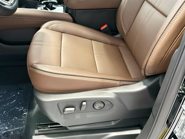 2026 Chevrolet Suburban High Country - Photo 19