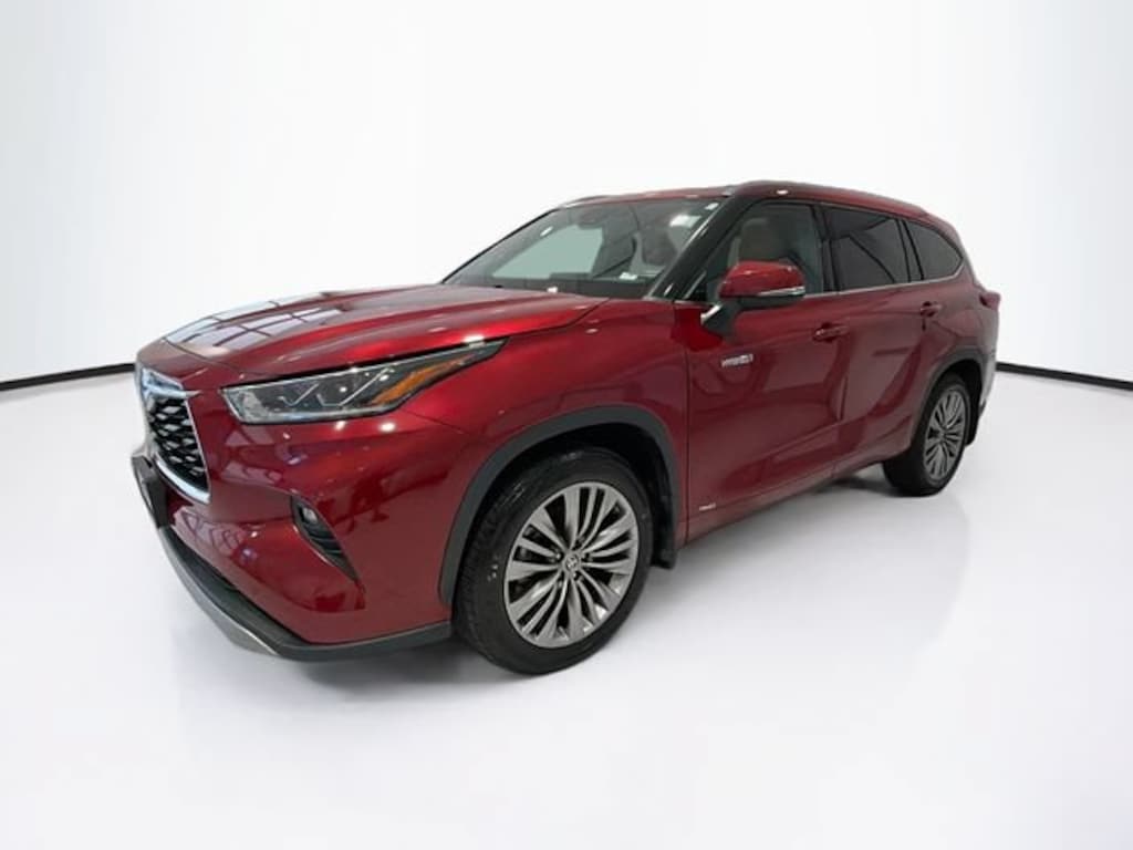 Used 2020 Toyota Highlander Hybrid Platinum SUV