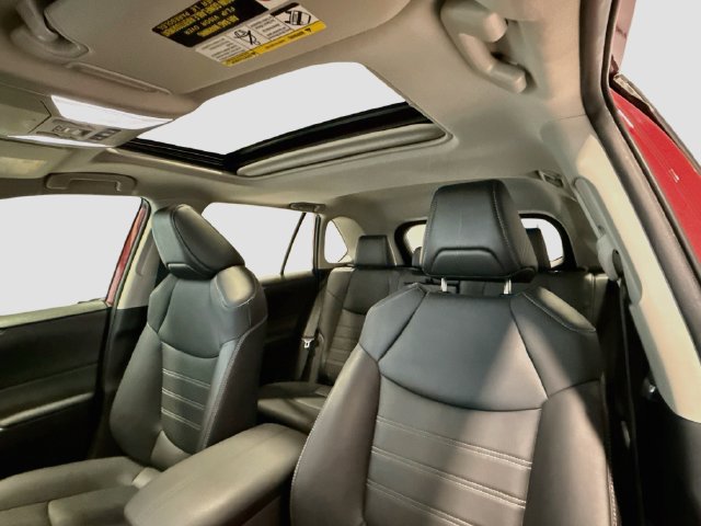2022 Toyota RAV4 XLE Premium - Photo 19