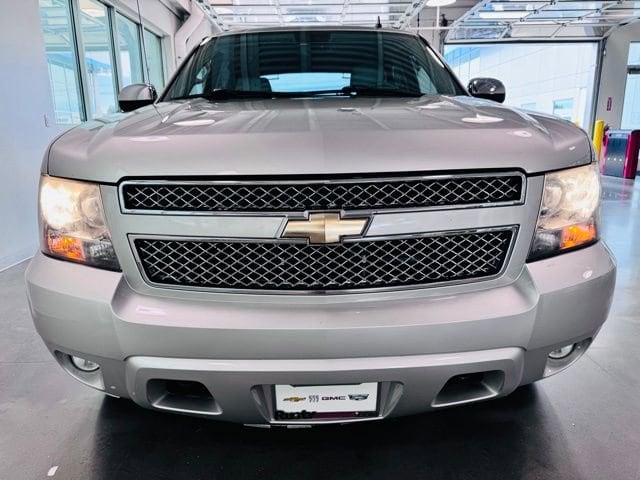 Used 2011 Chevrolet Avalanche LTZ with VIN 3GNTKGE32BG322292 for sale in Jefferson City, MO