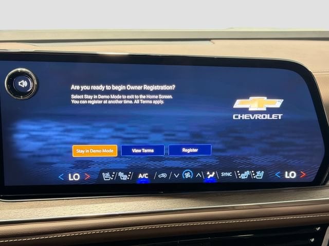 2026 Chevrolet Suburban High Country - Photo 14