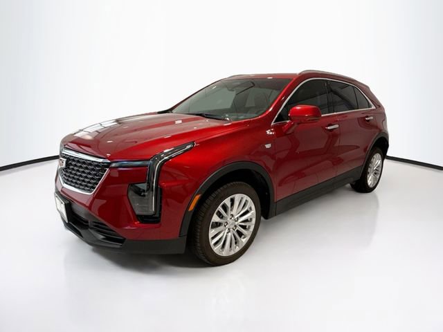 2024 Cadillac XT4 Luxury photo 3