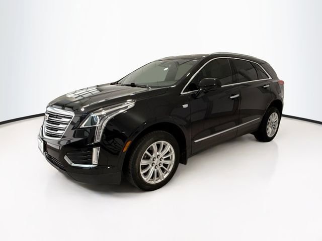 2017 Cadillac XT5 Base photo 3
