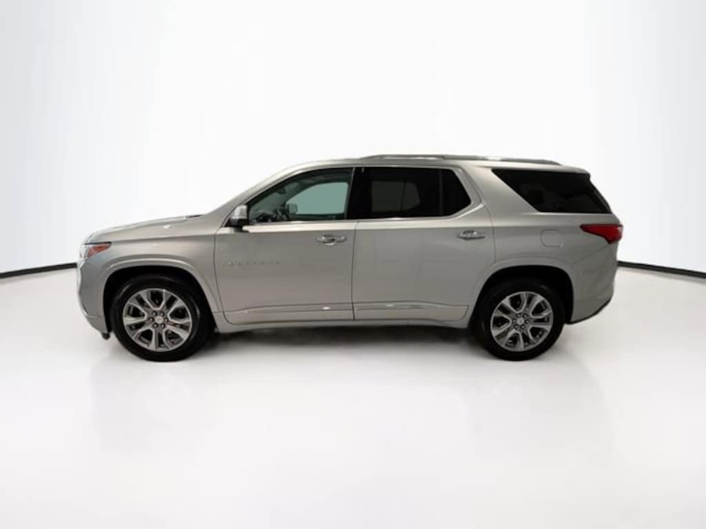 Used 2021 Chevrolet Traverse Premier SUV