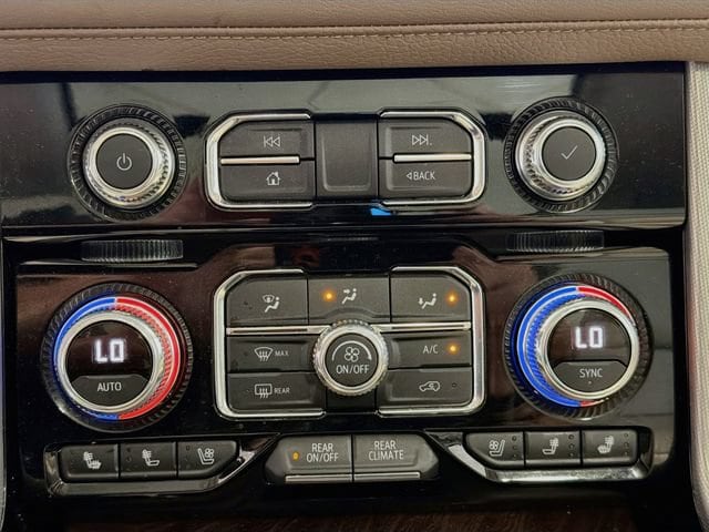 2021 GMC Yukon XL Denali - Photo 15