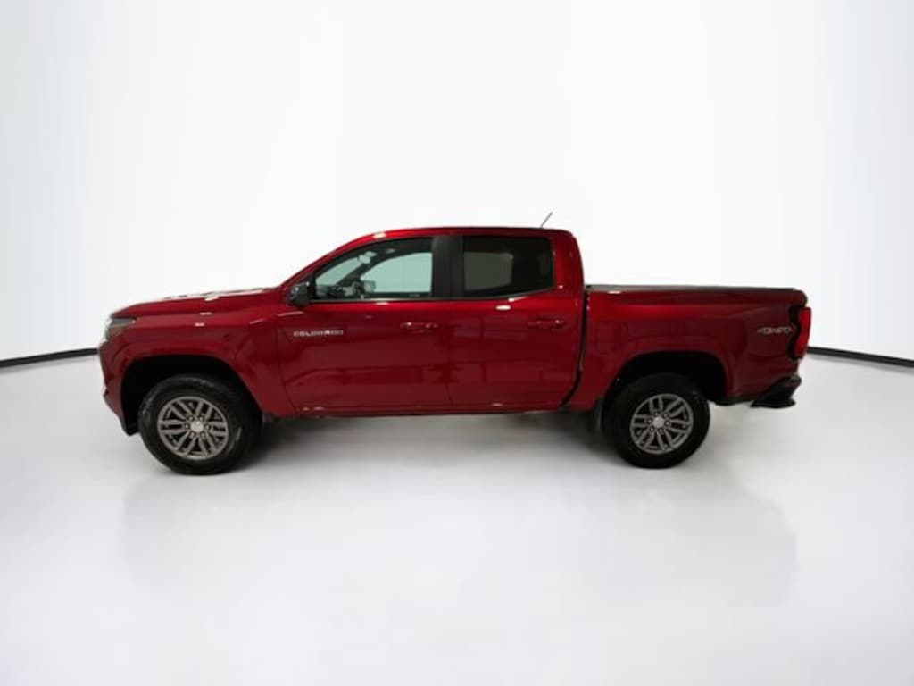 Used 2023 Chevrolet Colorado 4WD LT Truck Crew Cab