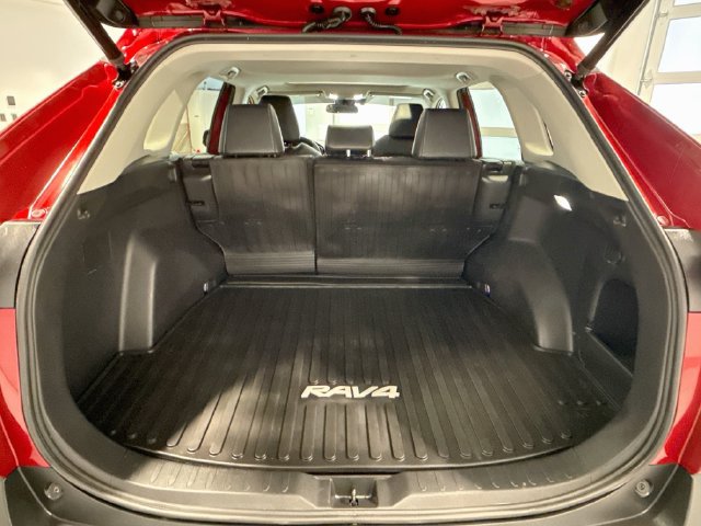 2022 Toyota RAV4 XLE Premium - Photo 22