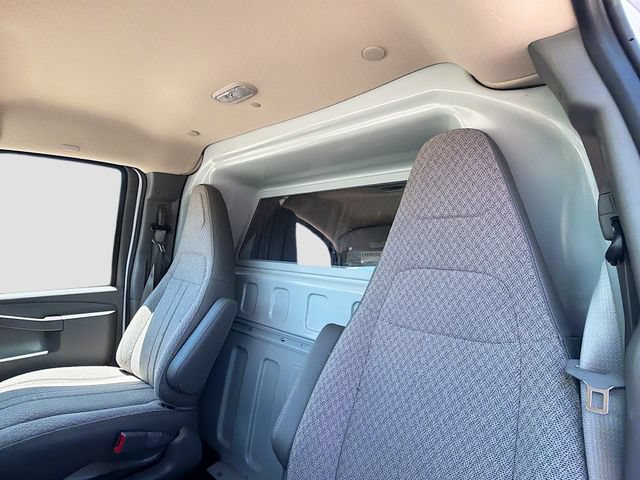 2026 Chevrolet Express Cargo Work Van - Photo 17