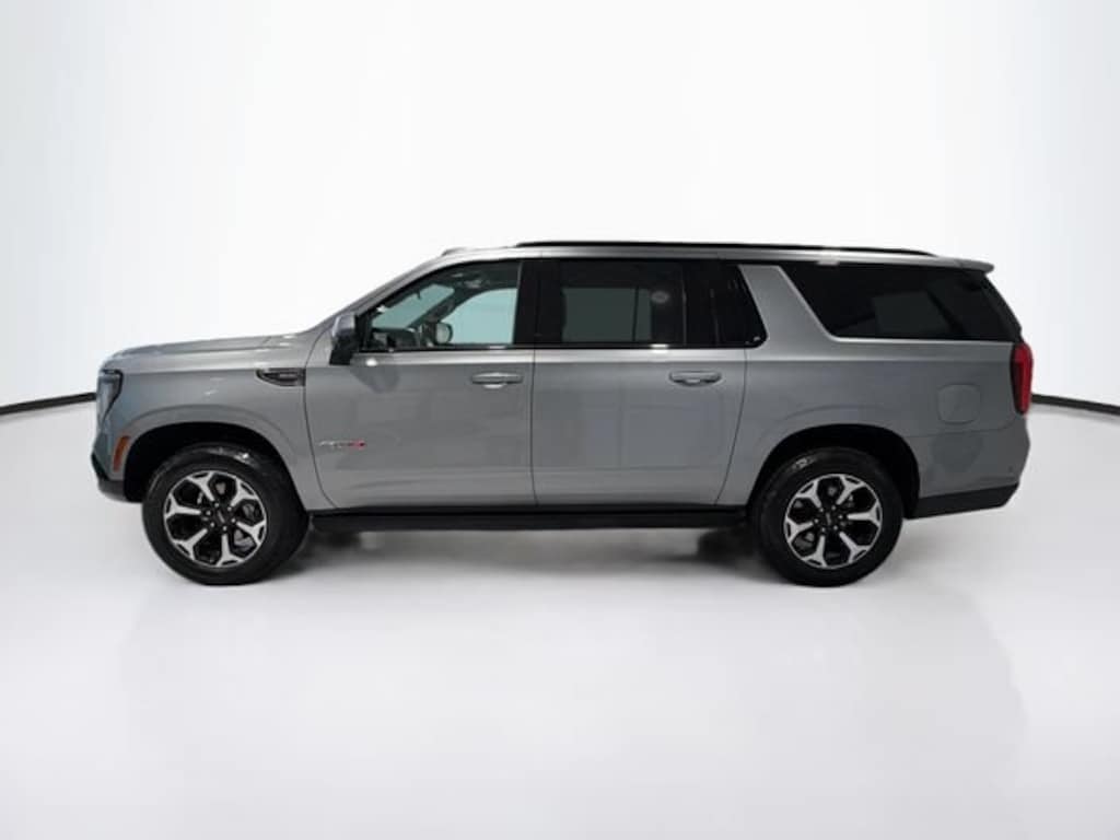 Used 2025 GMC Yukon XL AT4 SUV