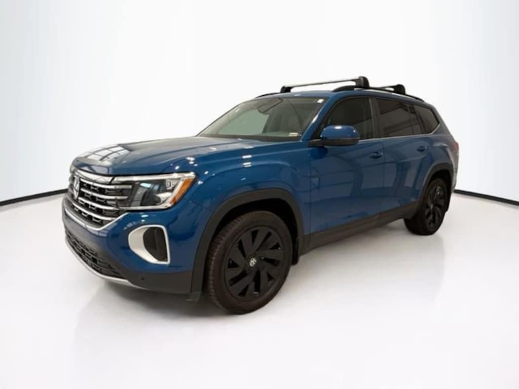 Used 2025 Volkswagen Atlas 2.0T SE w/Technology SUV