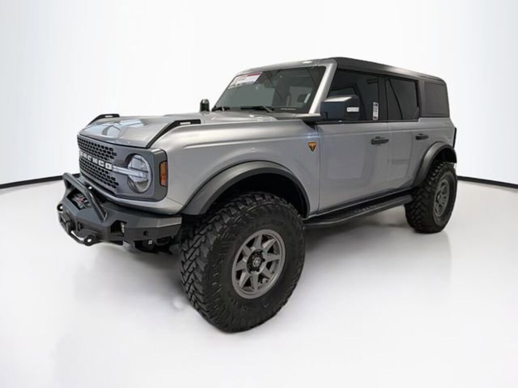 Used 2023 Ford Bronco Badlands SUV
