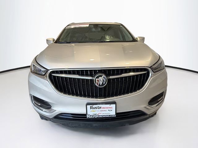 2020 Buick Enclave Essence photo 2