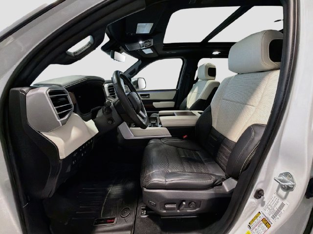 2024 Toyota Sequoia Capstone - Photo 18