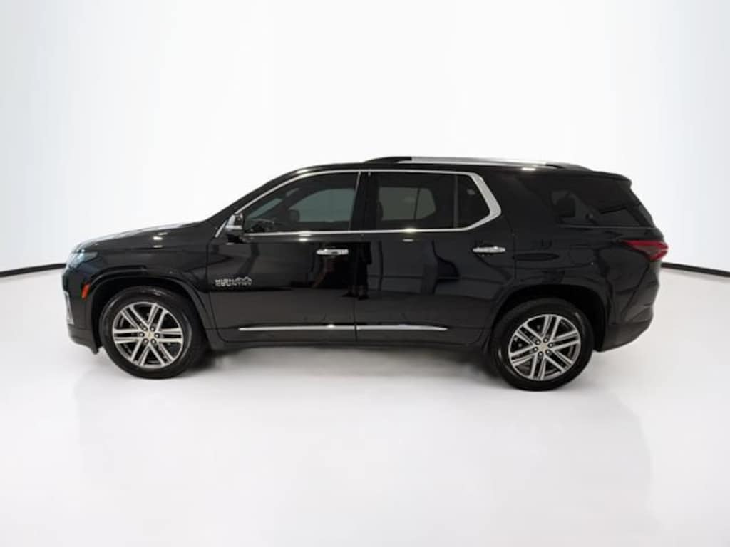 Used 2022 Chevrolet Traverse High Country SUV
