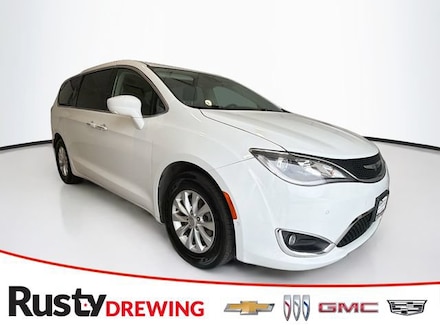 2019 Chrysler Pacifica Touring Plus Van Passenger Van