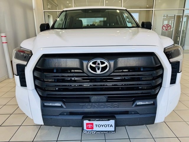 Used 2022 Toyota Tundra SR5 with VIN 5TFLA5DB7NX053781 for sale in Jefferson City, MO