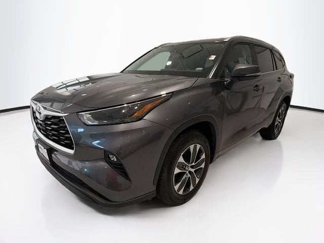 2025 Toyota Highlander 3