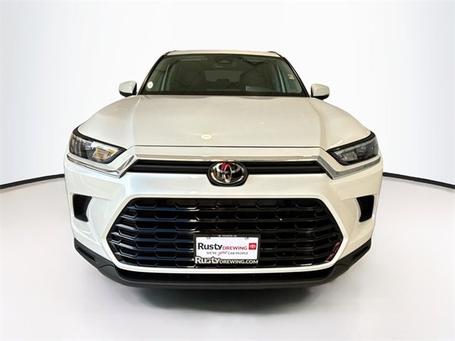 2025 Toyota Grand Highlander XLE photo 2