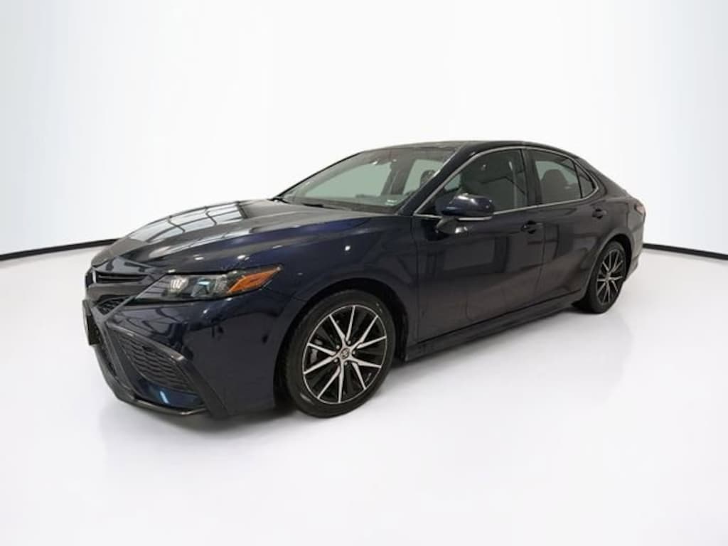Certified 2022 Toyota Camry SE Sedan