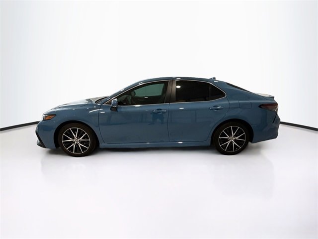 2023 Toyota Camry SE photo 4