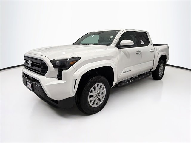 2025 Toyota Tacoma SR5 Double Cab photo 3