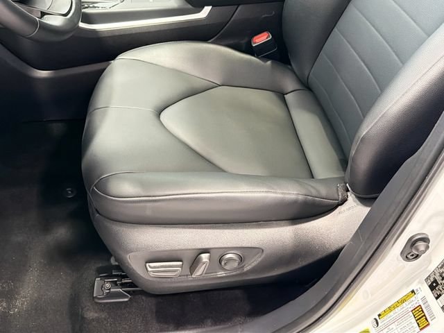 2025 Toyota Highlander 16