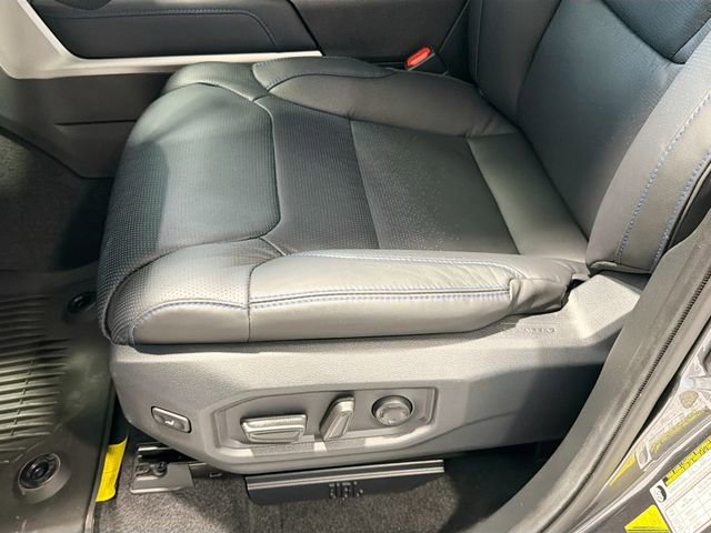 2026 Toyota Tundra Platinum - Photo 17