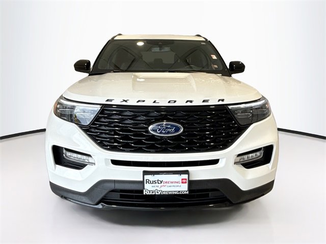 2024 Ford Explorer ST-Line photo 2