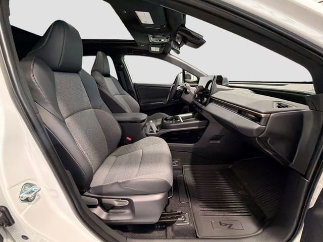 2026 Toyota bZ XLE - Photo 21