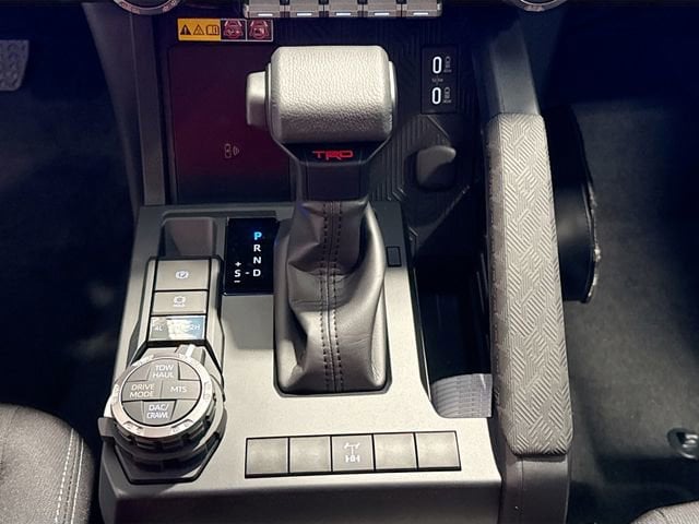 2025 Toyota Tacoma TRD Off Road - Photo 14