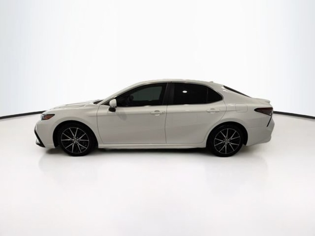 Certified 2024 Toyota Camry Hybrid SE Sedan