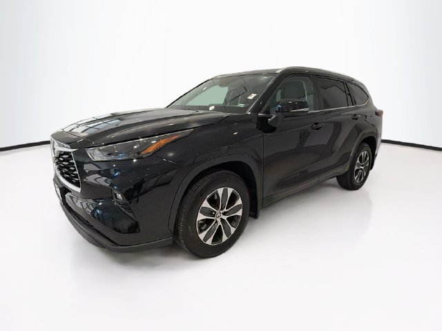 Certified 2026 Toyota Highlander XLE SUV