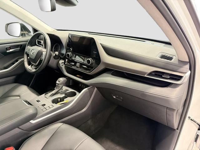 2025 Toyota Highlander 25