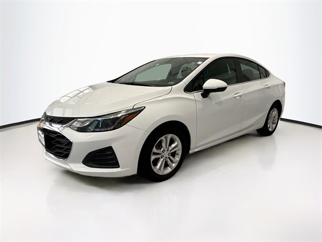 2019 Chevrolet Cruze LT photo 3