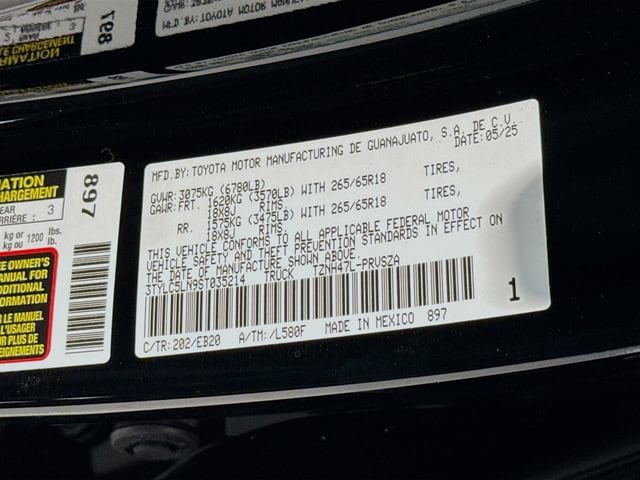 2025 Toyota Tacoma Limited - Photo 26