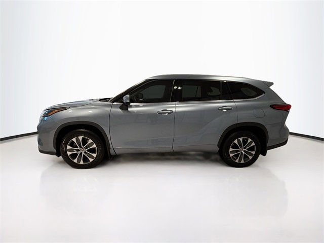 2022 Toyota Highlander Hybrid XLE photo 4