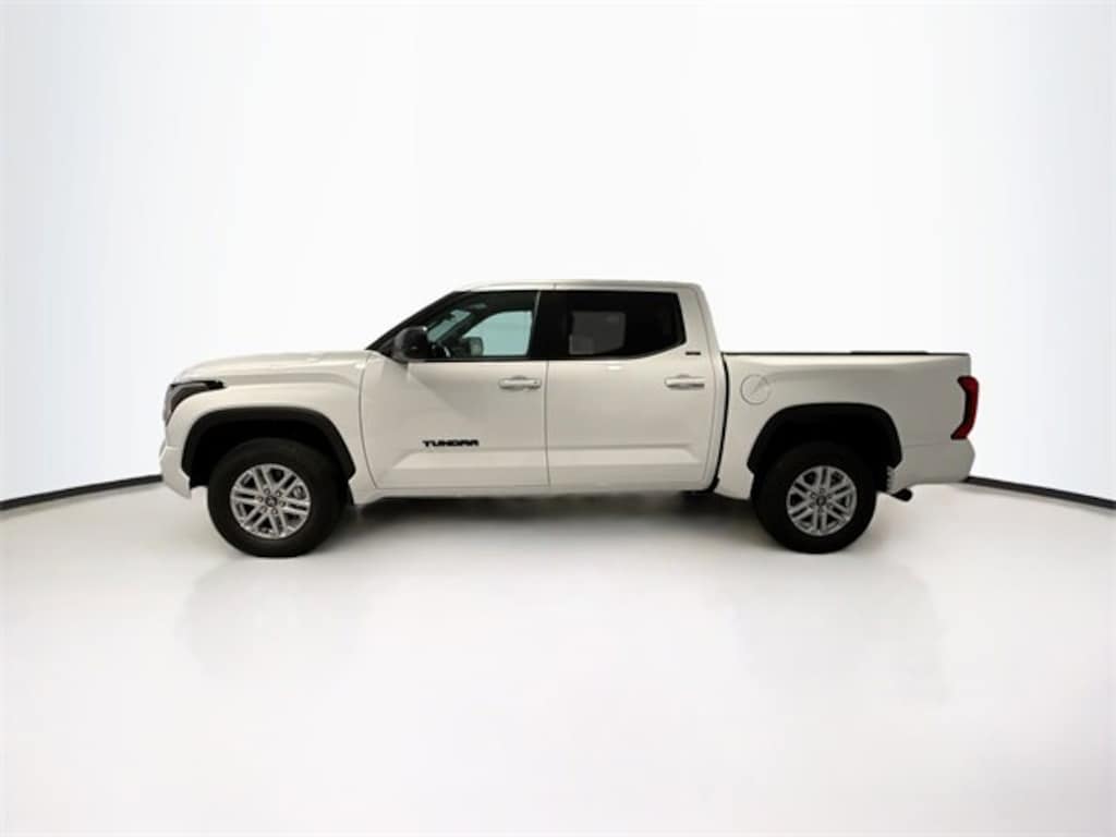 New 2026 Toyota Tundra SR5 SR5 CREWMAX 5.5
