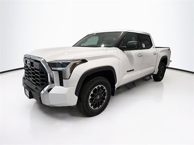 2026 Toyota Tundra SR5 CrewMax photo 3