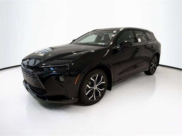 2025 Toyota Crown Signia XLE photo 3