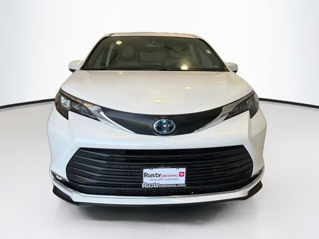 Certified 2024 Toyota Sienna XLE 7 Passenger Van Passenger Van