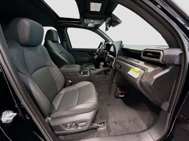 2025 Toyota Tacoma Limited - Photo 23
