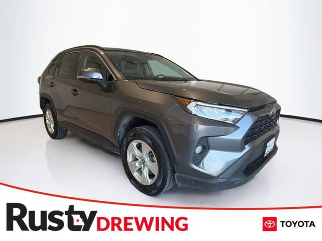 Used 2021 Toyota RAV4 XLE SUV