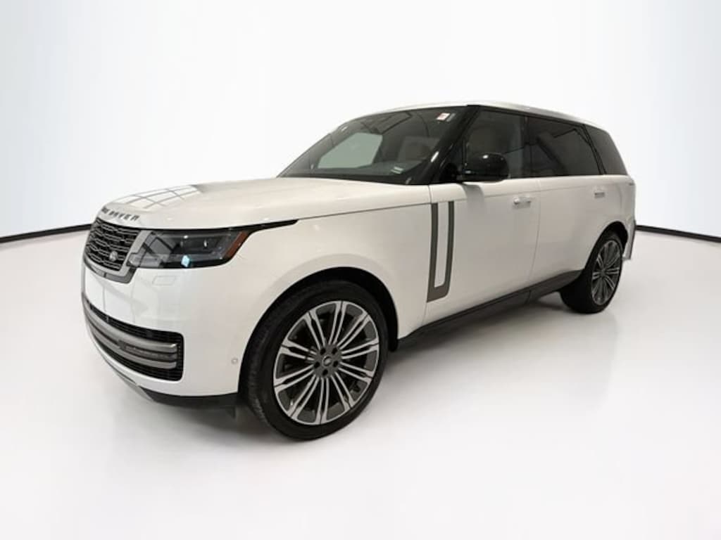 Used 2025 Land Rover Range Rover P400 SE 7 Seat SUV