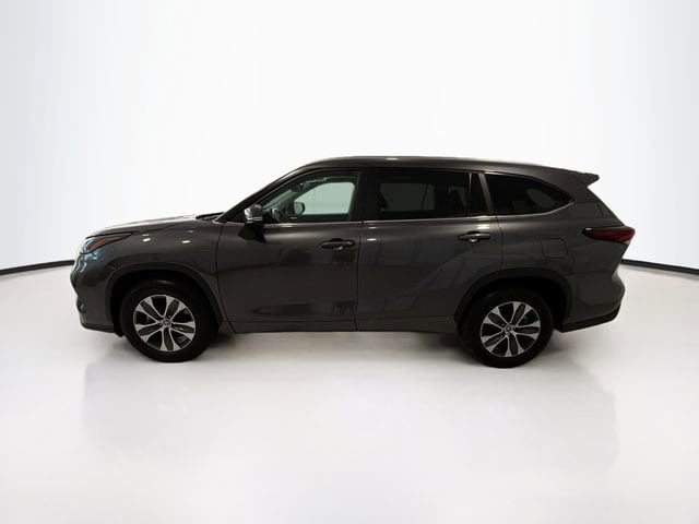 2025 Toyota Highlander 4
